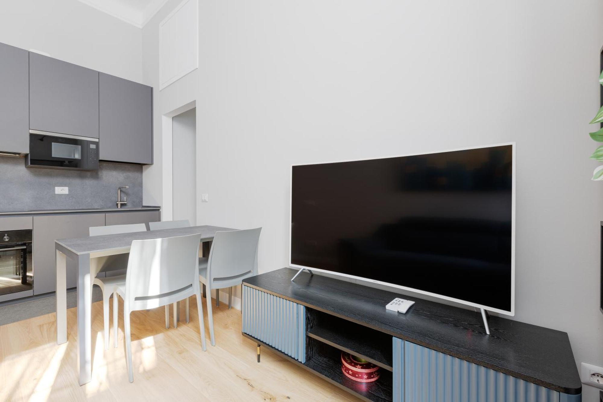 Mac Mahon - Urban Oasis Apartment! Милан Экстерьер фото